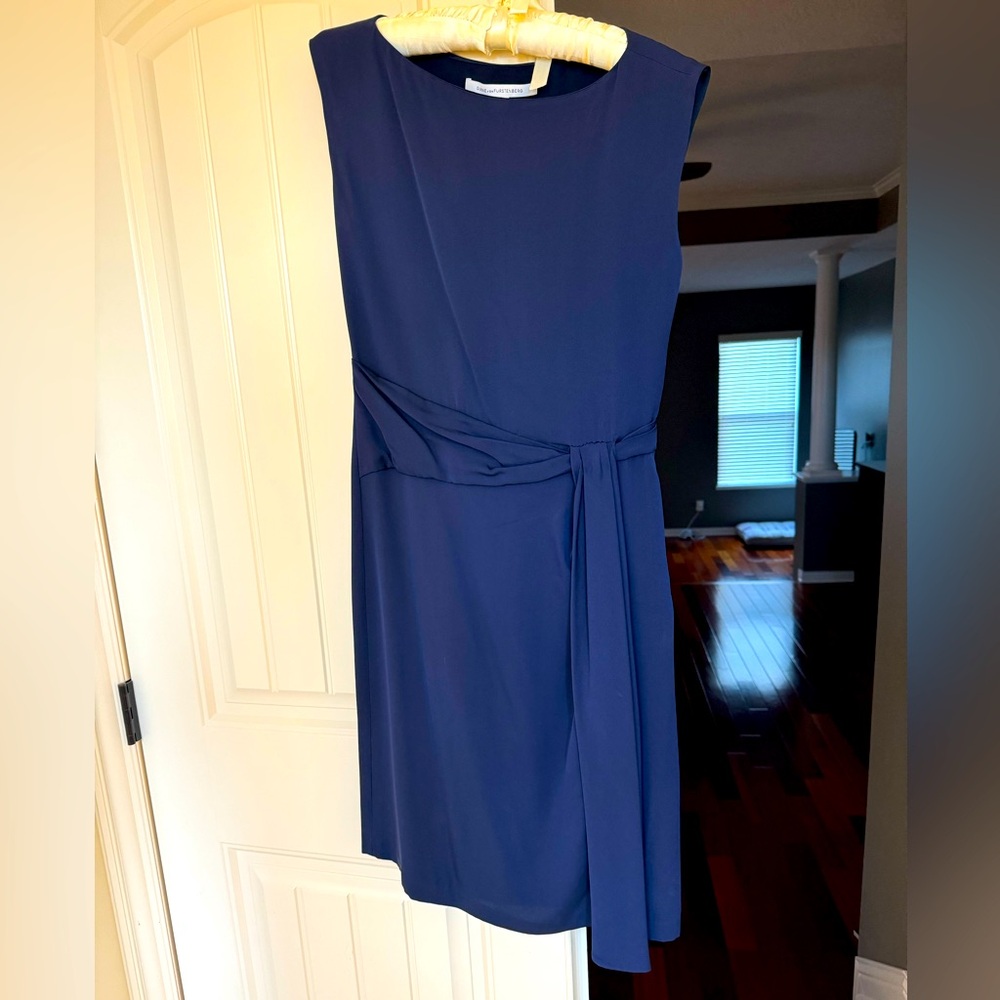 Diane von Furstenberg Navy Dress Size 4